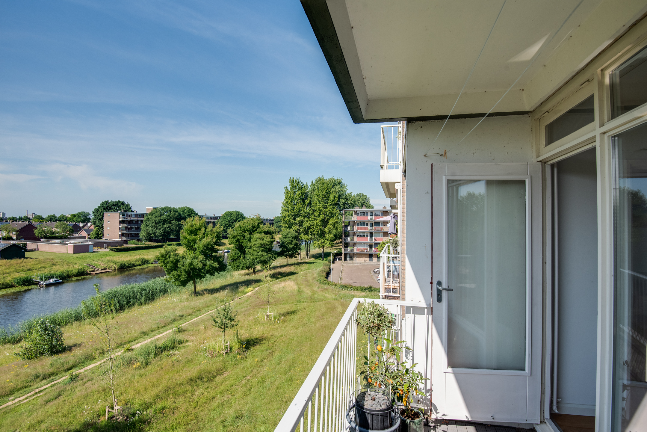 2 Bedrooms Bedrooms, ,1 BathroomBathrooms,Appartement,Te Koop,1069