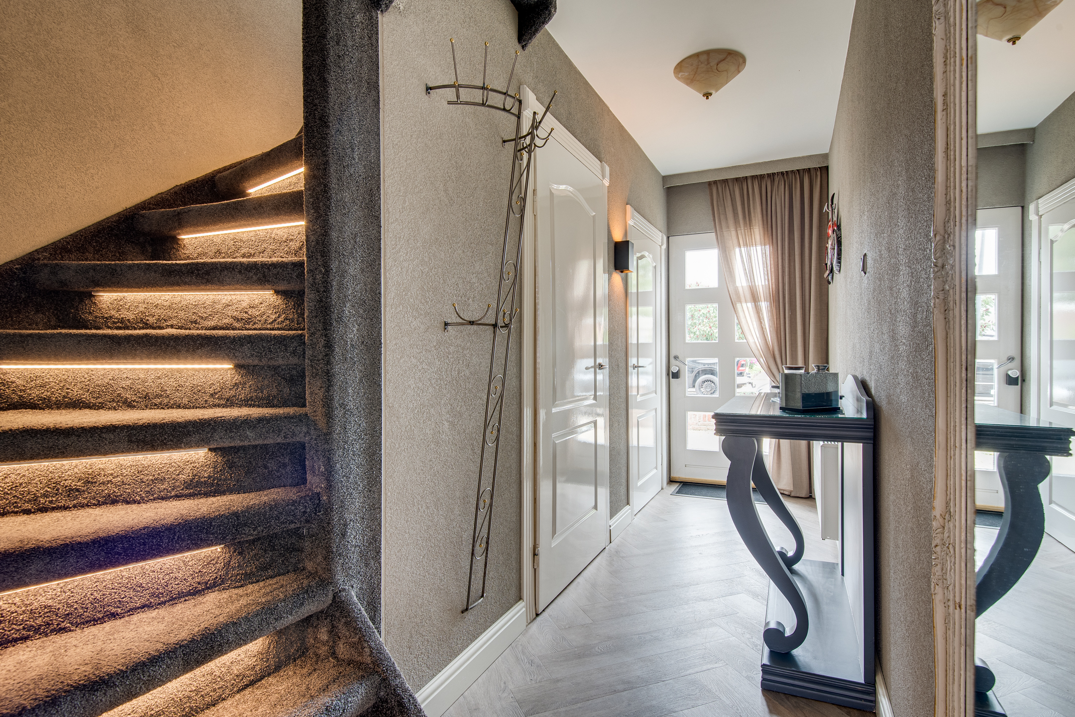 5 Rooms Rooms,1 BathroomBathrooms,Woonhuis,Te Koop,1073