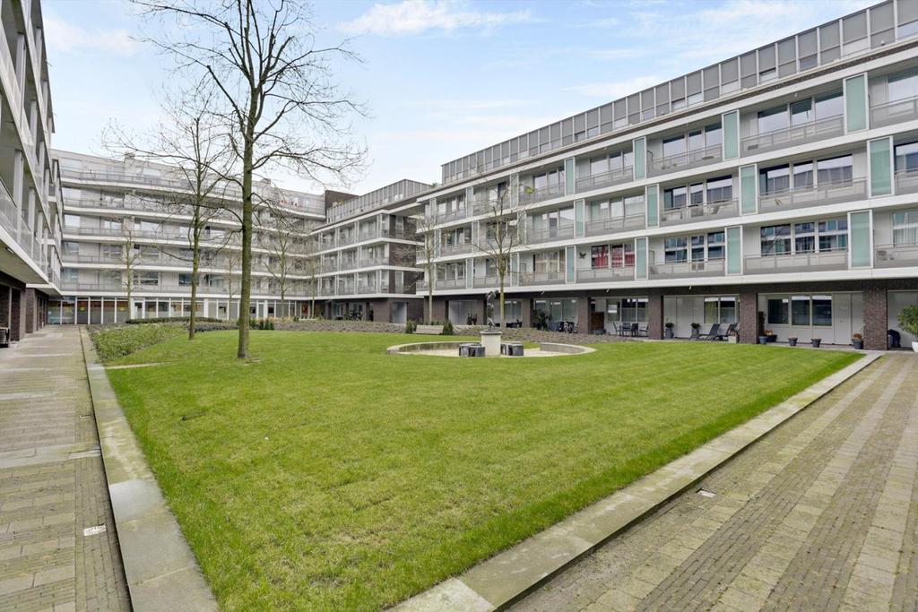 1 Bedroom Bedrooms, ,1 BathroomBathrooms,Appartement,Te Koop,1110