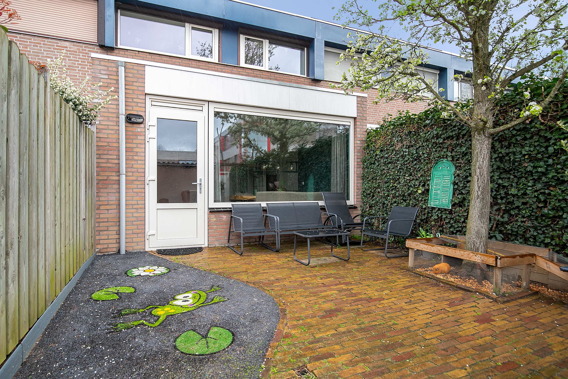 5 Rooms Rooms,1 BathroomBathrooms,Woonhuis,Te Koop,1121