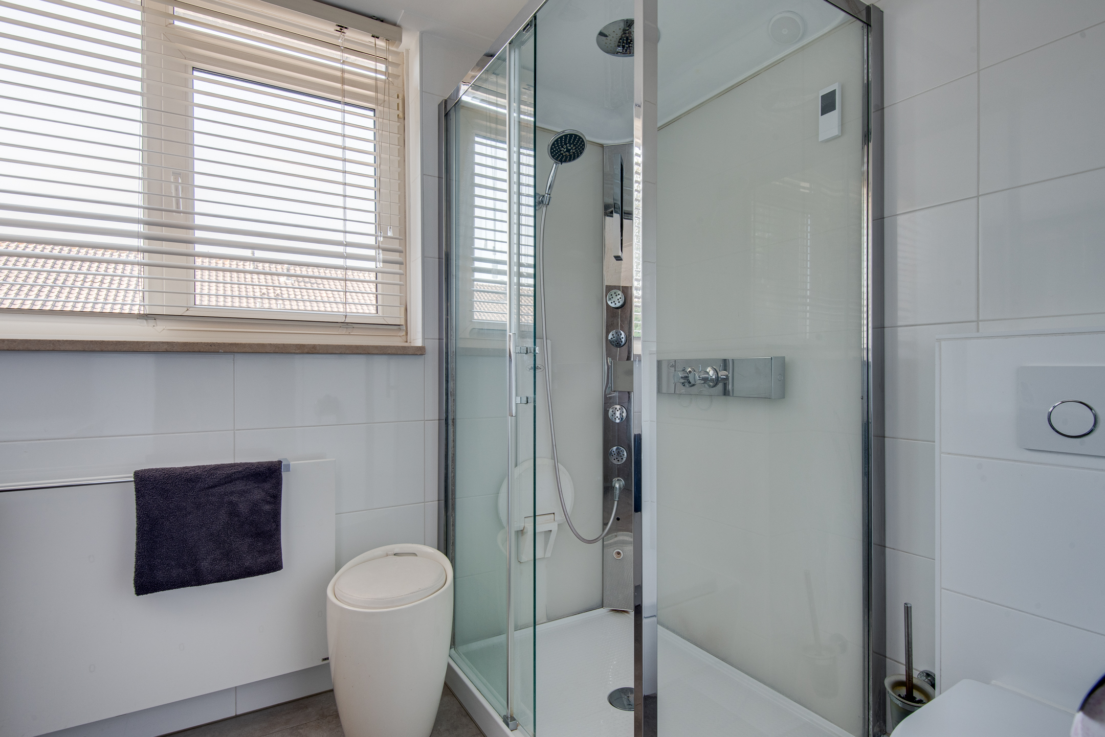5 Rooms Rooms,1 BathroomBathrooms,Woonhuis,Te Koop,1129
