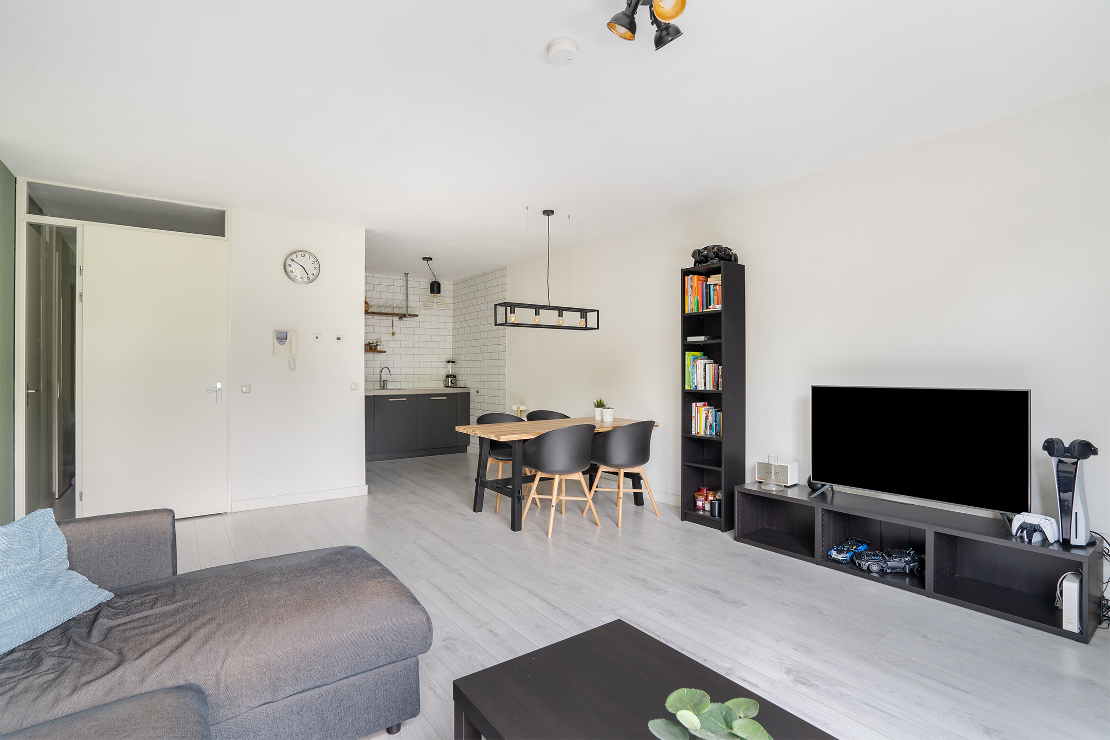 1 Bedroom Bedrooms, ,1 BathroomBathrooms,Appartement,Te Koop,1134