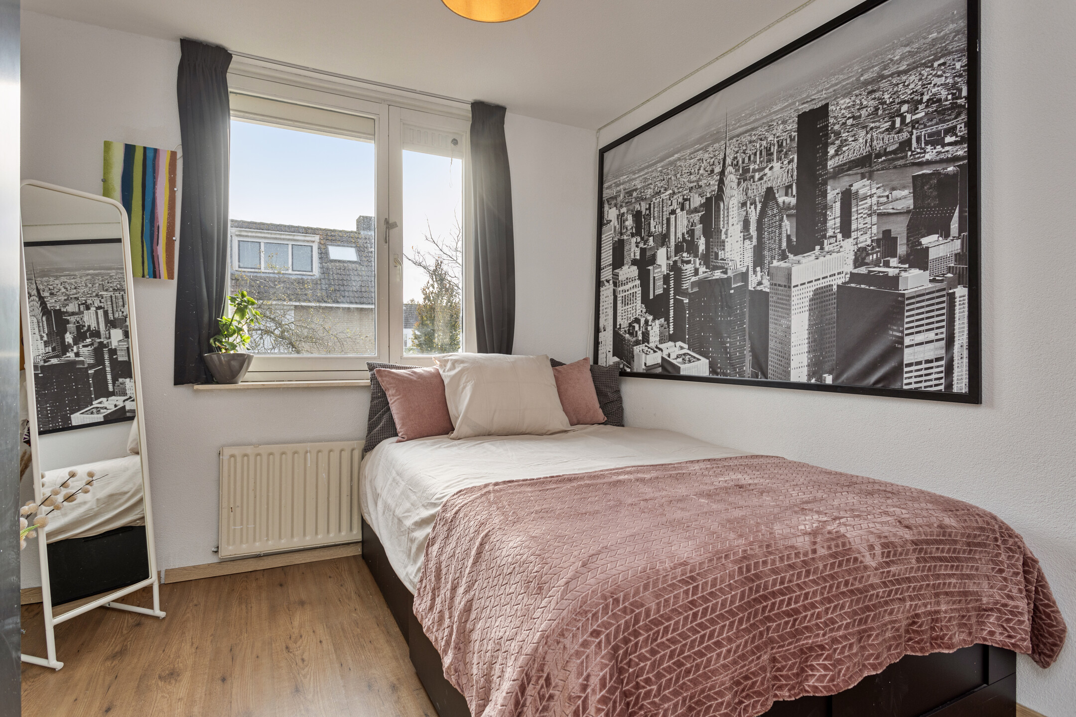 6 Rooms Rooms,1 BathroomBathrooms,Woonhuis,Te Koop,1181