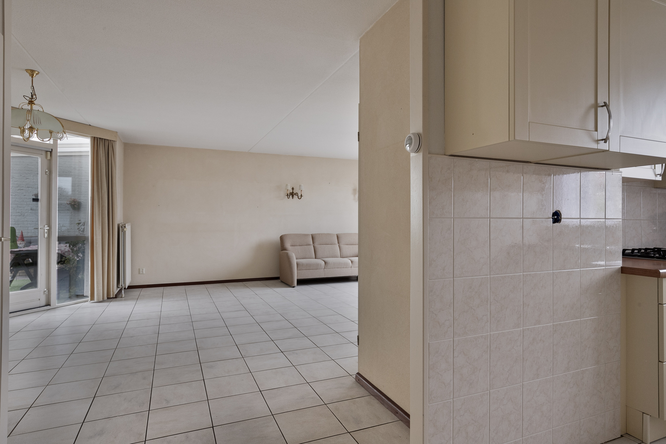 4 Rooms Rooms,1 BathroomBathrooms,Woonhuis,Te Koop,1246