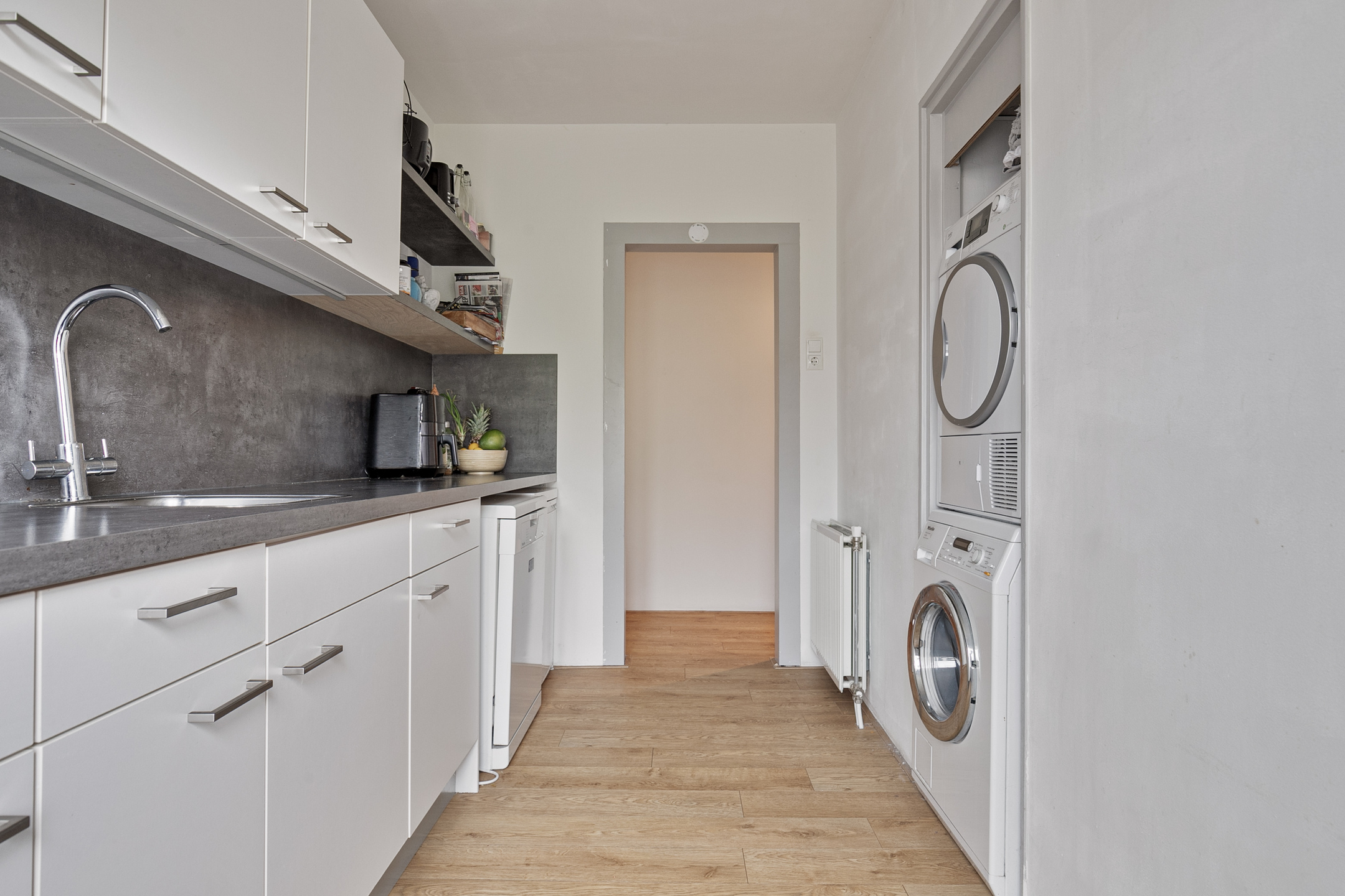 1 Bedroom Bedrooms, ,1 BathroomBathrooms,Appartement,Te Koop,1277