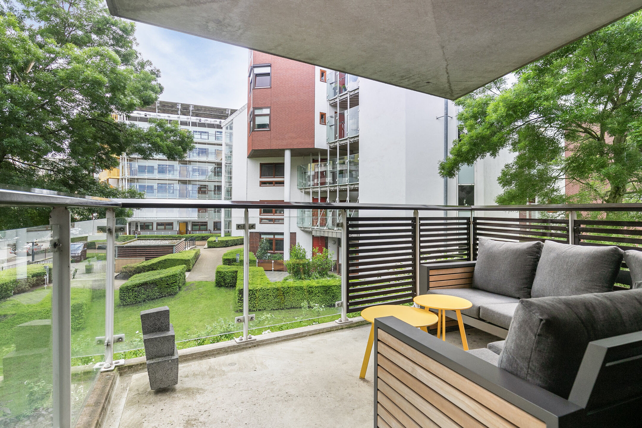 2 Bedrooms Bedrooms, ,1 BathroomBathrooms,Appartement,Te Koop,1290