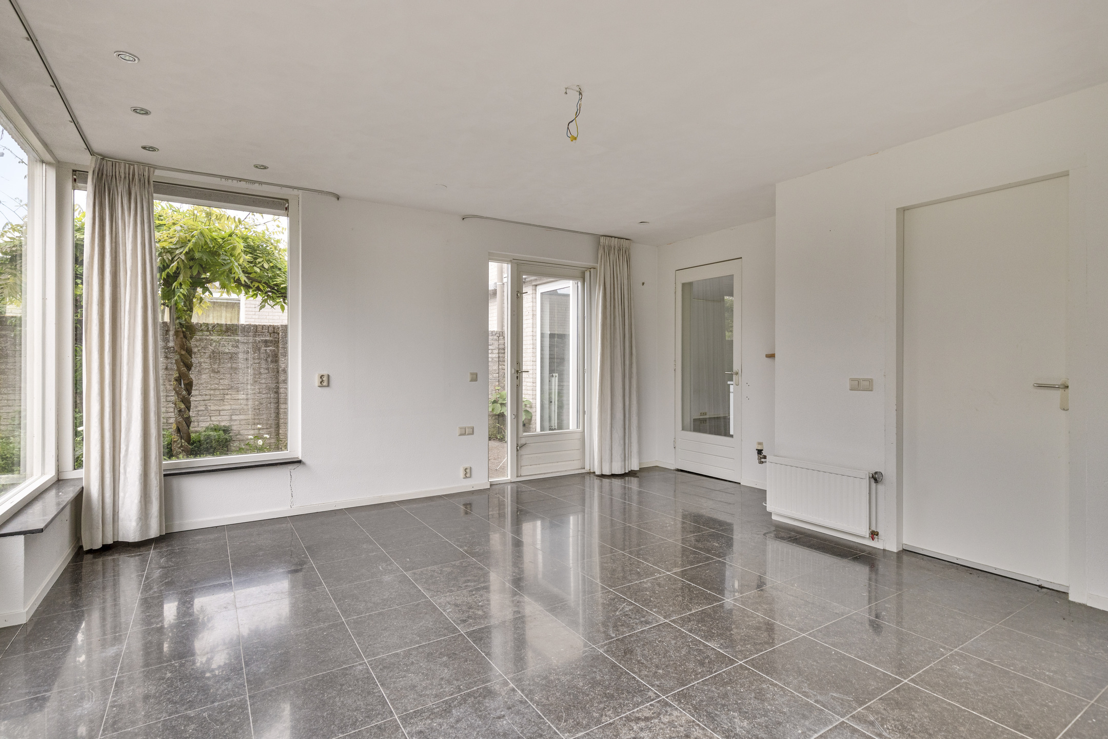 5 Rooms Rooms,1 BathroomBathrooms,Woonhuis,Te Koop,1293