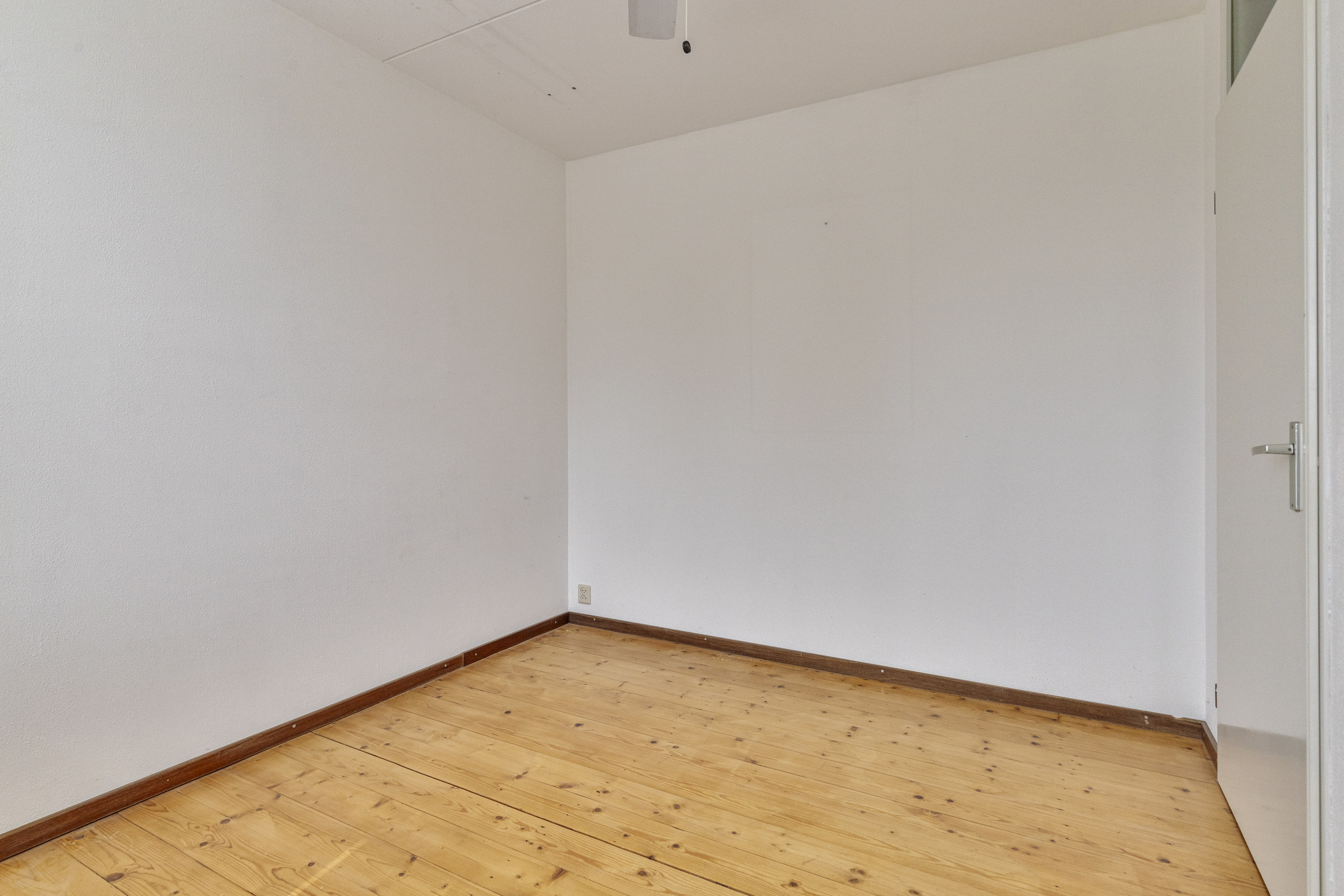 5 Rooms Rooms,1 BathroomBathrooms,Woonhuis,Te Koop,1293