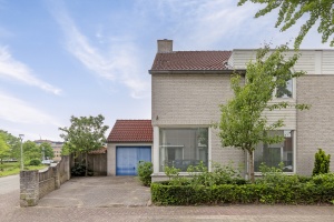 5 Rooms Rooms,1 BathroomBathrooms,Woonhuis,Te Koop,1293