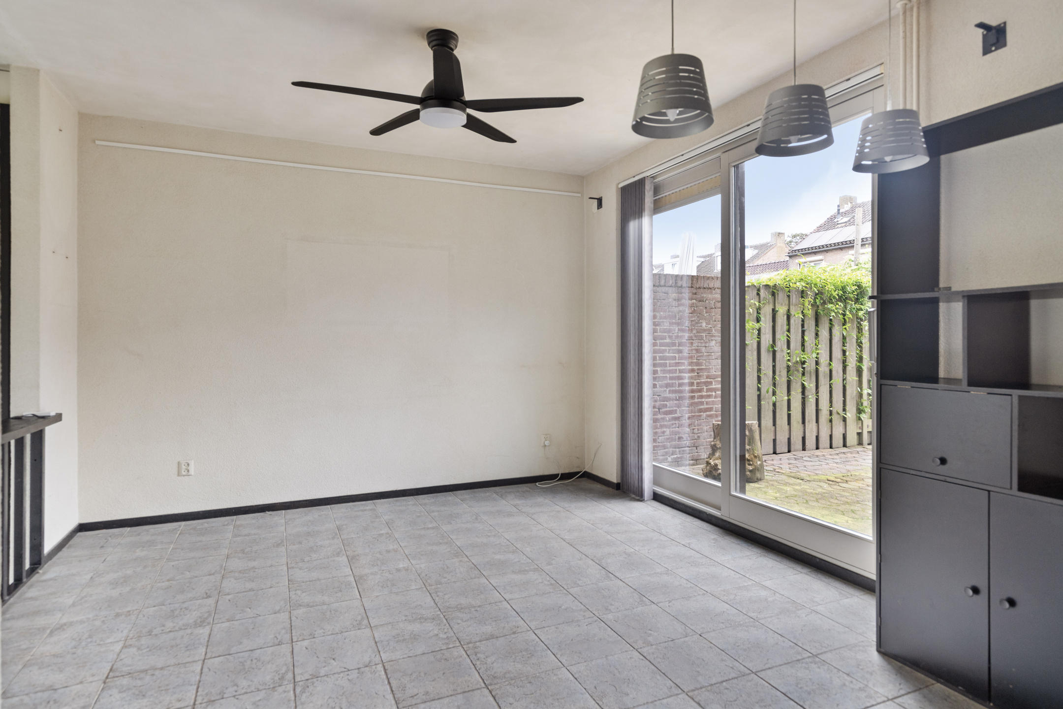 5 Rooms Rooms,1 BathroomBathrooms,Woonhuis,Te Koop,1299