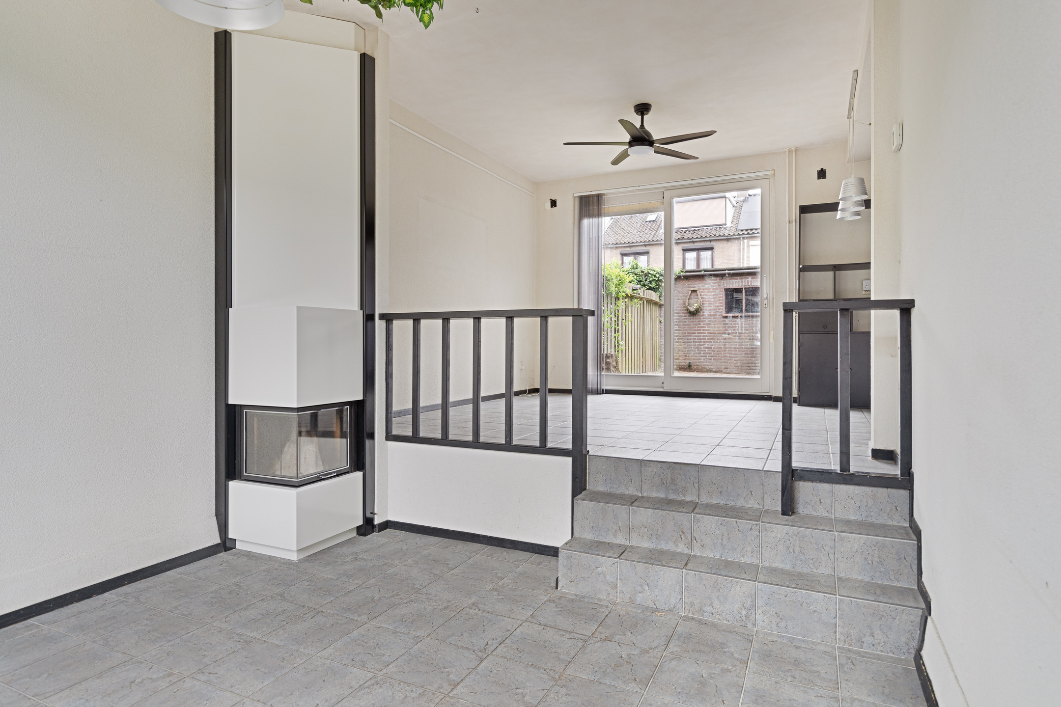 5 Rooms Rooms,1 BathroomBathrooms,Woonhuis,Te Koop,1299