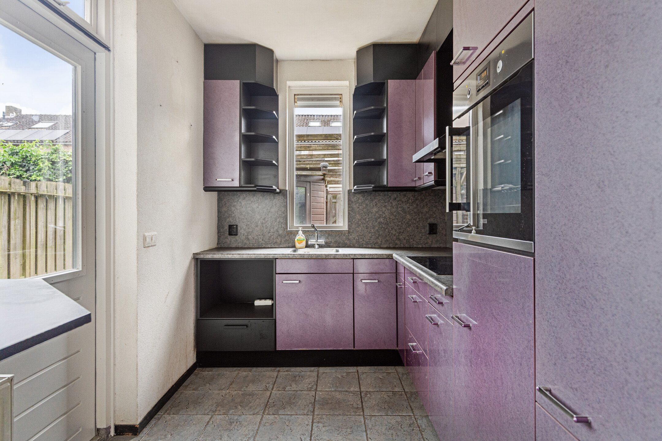 5 Rooms Rooms,1 BathroomBathrooms,Woonhuis,Te Koop,1299