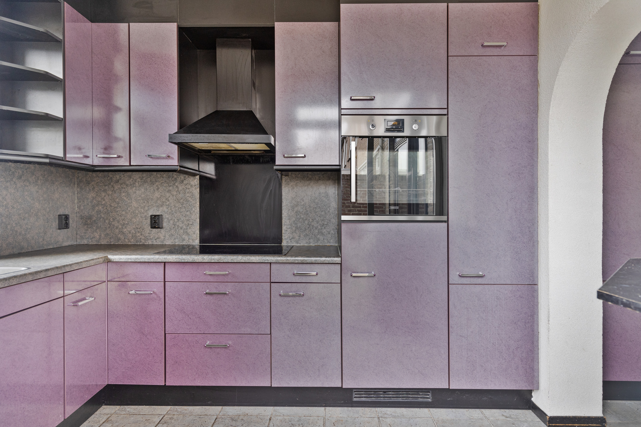 5 Rooms Rooms,1 BathroomBathrooms,Woonhuis,Te Koop,1299