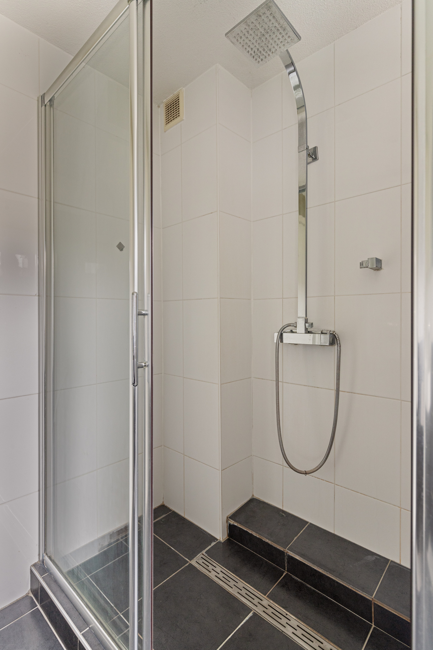 5 Rooms Rooms,1 BathroomBathrooms,Woonhuis,Te Koop,1299