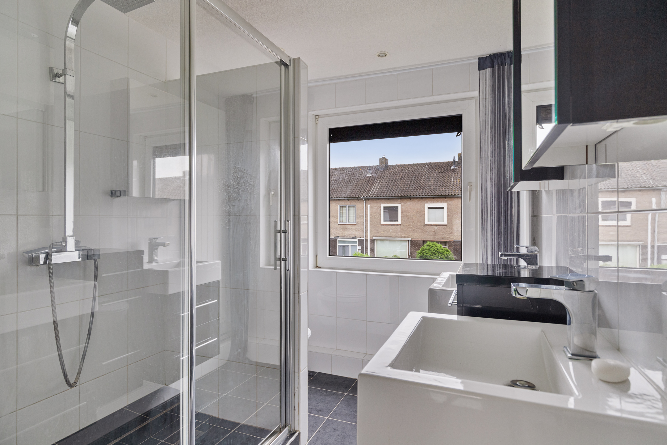 5 Rooms Rooms,1 BathroomBathrooms,Woonhuis,Te Koop,1299
