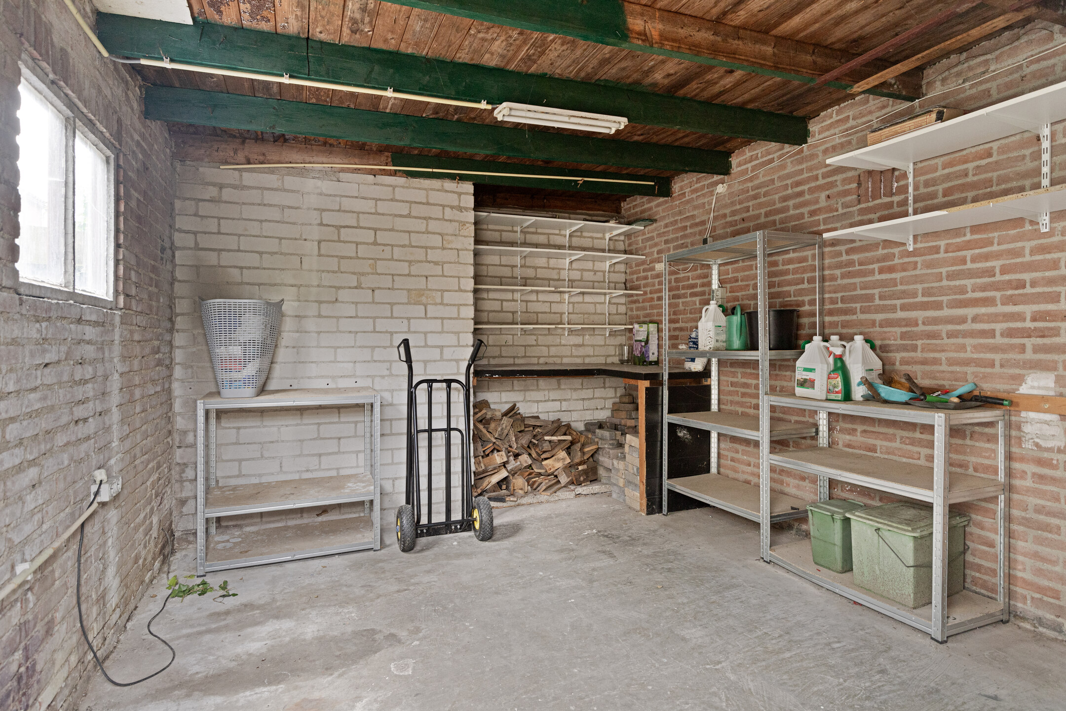 5 Rooms Rooms,1 BathroomBathrooms,Woonhuis,Te Koop,1299