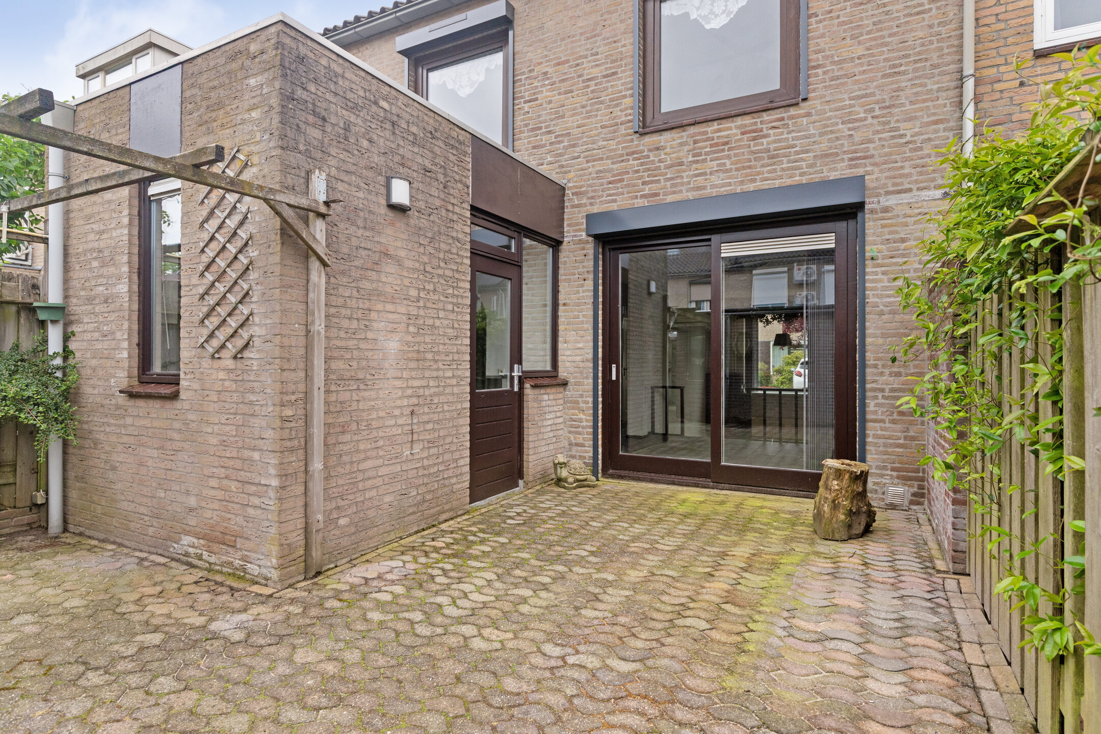 5 Rooms Rooms,1 BathroomBathrooms,Woonhuis,Te Koop,1299