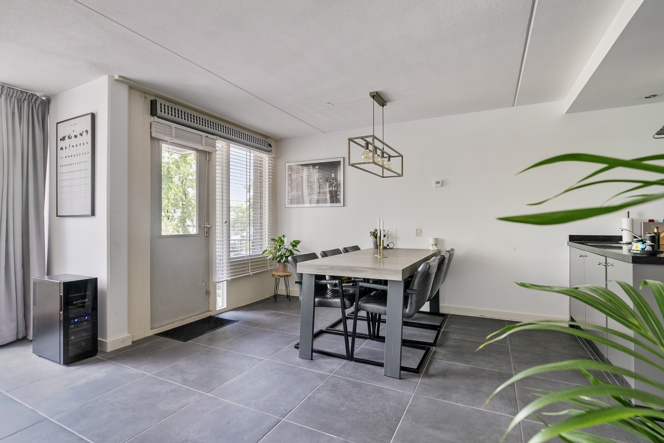 2 Bedrooms Bedrooms, ,1 BathroomBathrooms,Appartement,Te Koop,1302