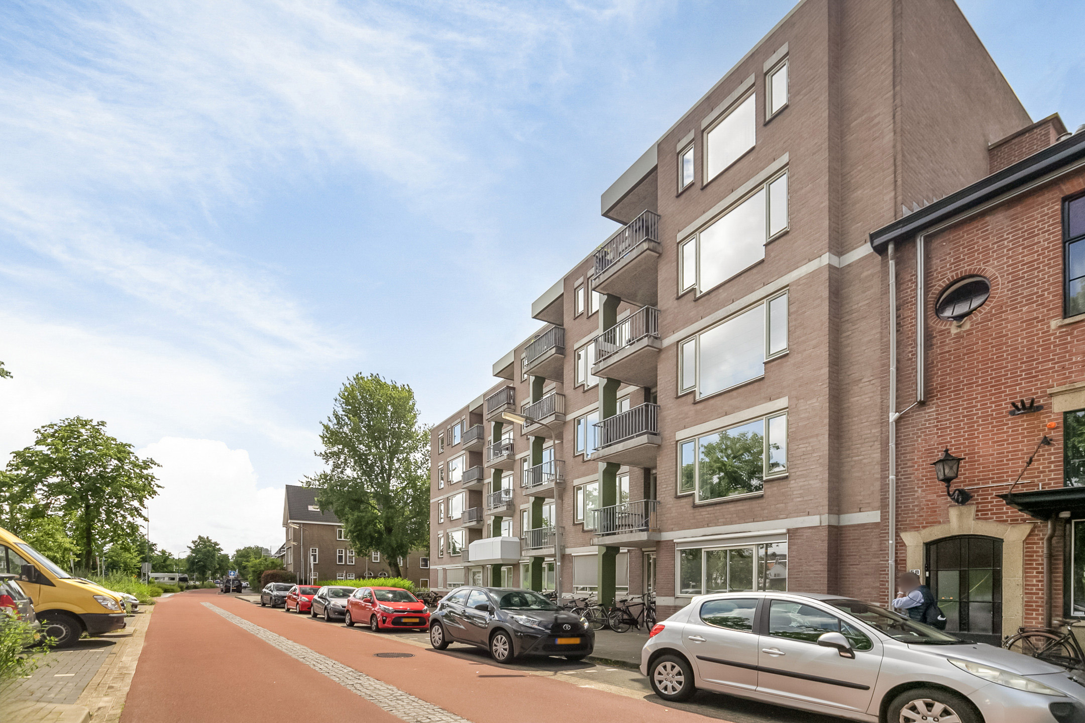 2 Bedrooms Bedrooms, ,1 BathroomBathrooms,Appartement,Te Koop,1302