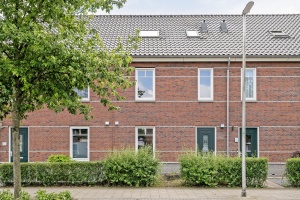 4 Rooms Rooms,1 BathroomBathrooms,Woonhuis,Te Koop,1336