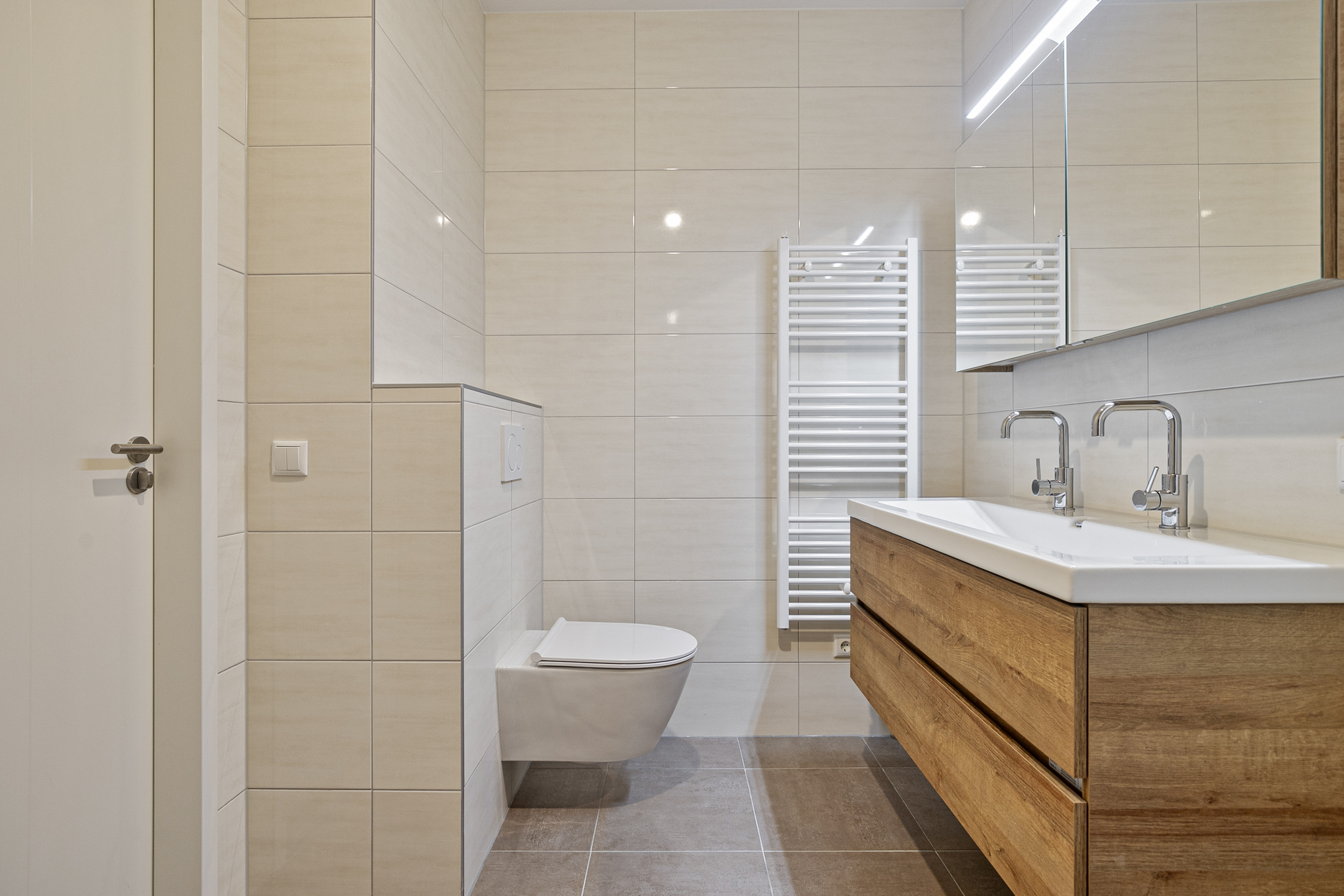 2 Bedrooms Bedrooms, ,1 BathroomBathrooms,Appartement,Te Koop,1359