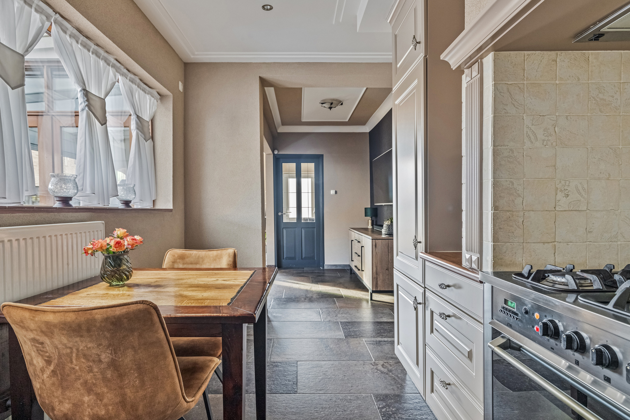 4 Rooms Rooms,1 BathroomBathrooms,Woonhuis,Te Koop,1431