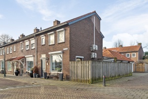 4 Rooms Rooms,1 BathroomBathrooms,Woonhuis,Te Koop,1431