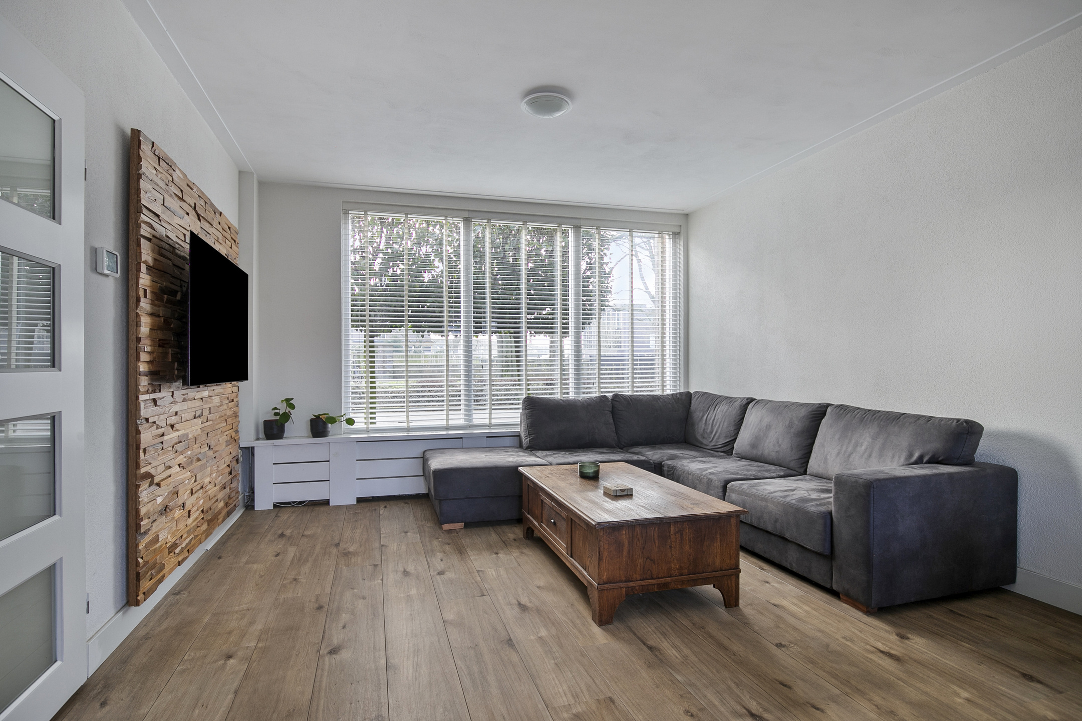 5 Rooms Rooms,1 BathroomBathrooms,Woonhuis,Te Koop,1440