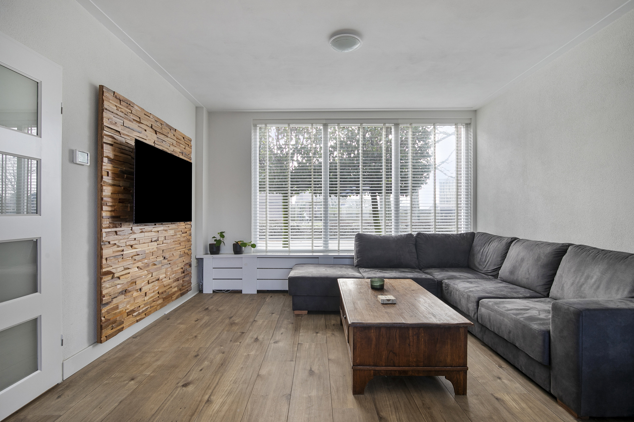 5 Rooms Rooms,1 BathroomBathrooms,Woonhuis,Te Koop,1440