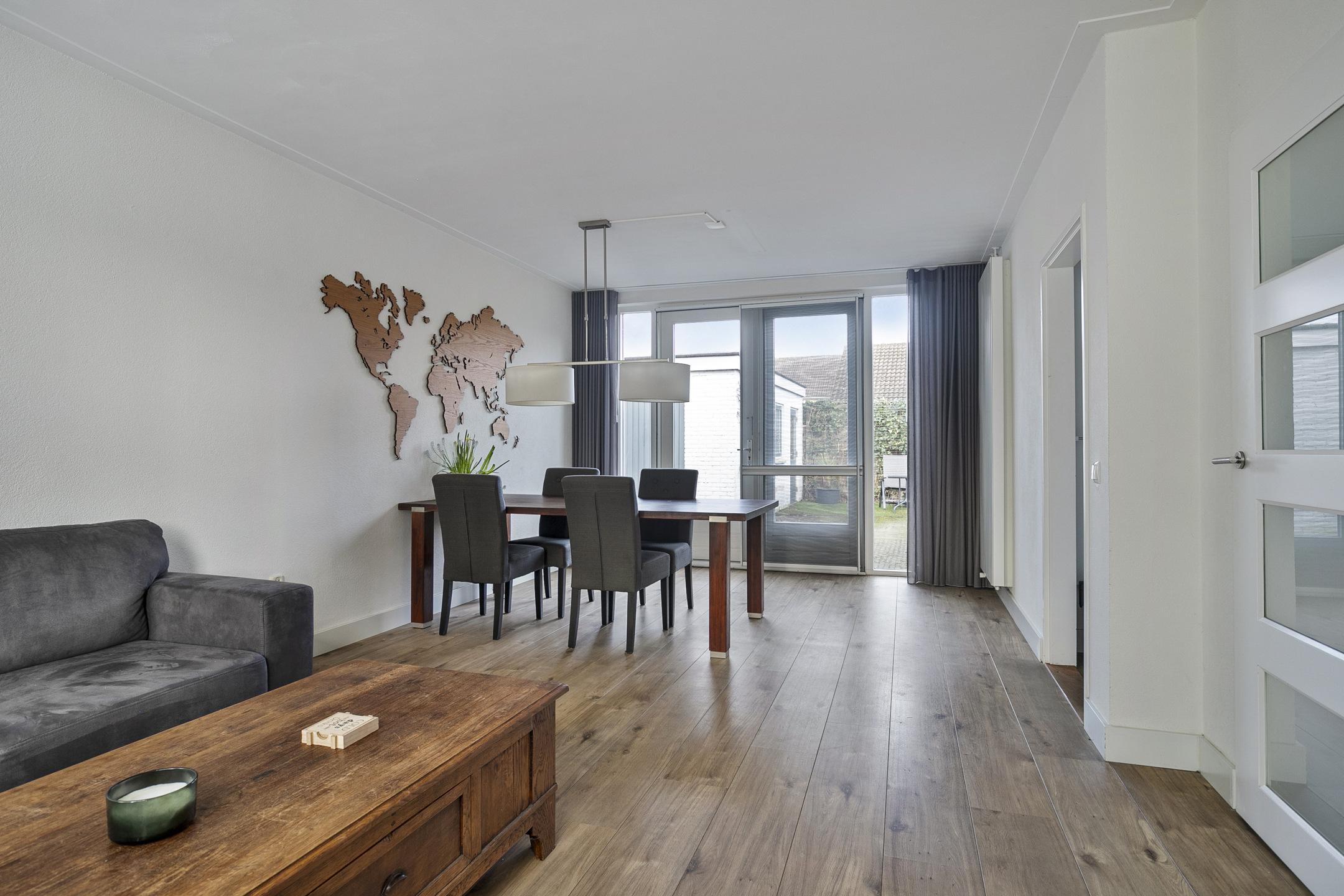5 Rooms Rooms,1 BathroomBathrooms,Woonhuis,Te Koop,1440