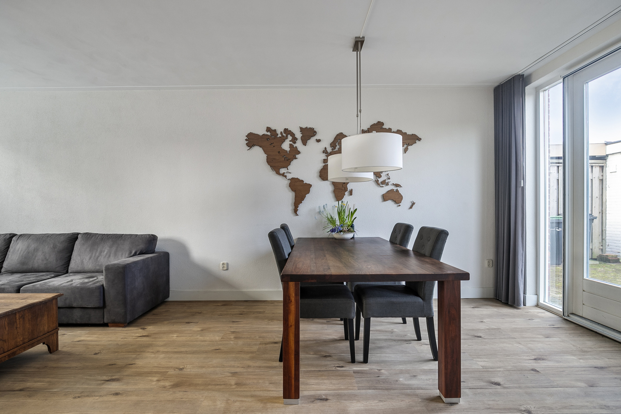 5 Rooms Rooms,1 BathroomBathrooms,Woonhuis,Te Koop,1440