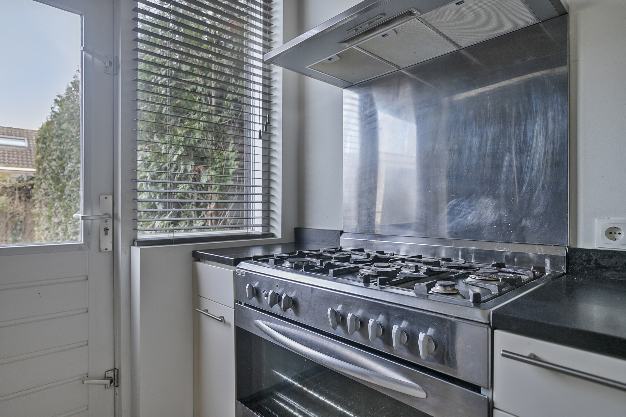 5 Rooms Rooms,1 BathroomBathrooms,Woonhuis,Te Koop,1440
