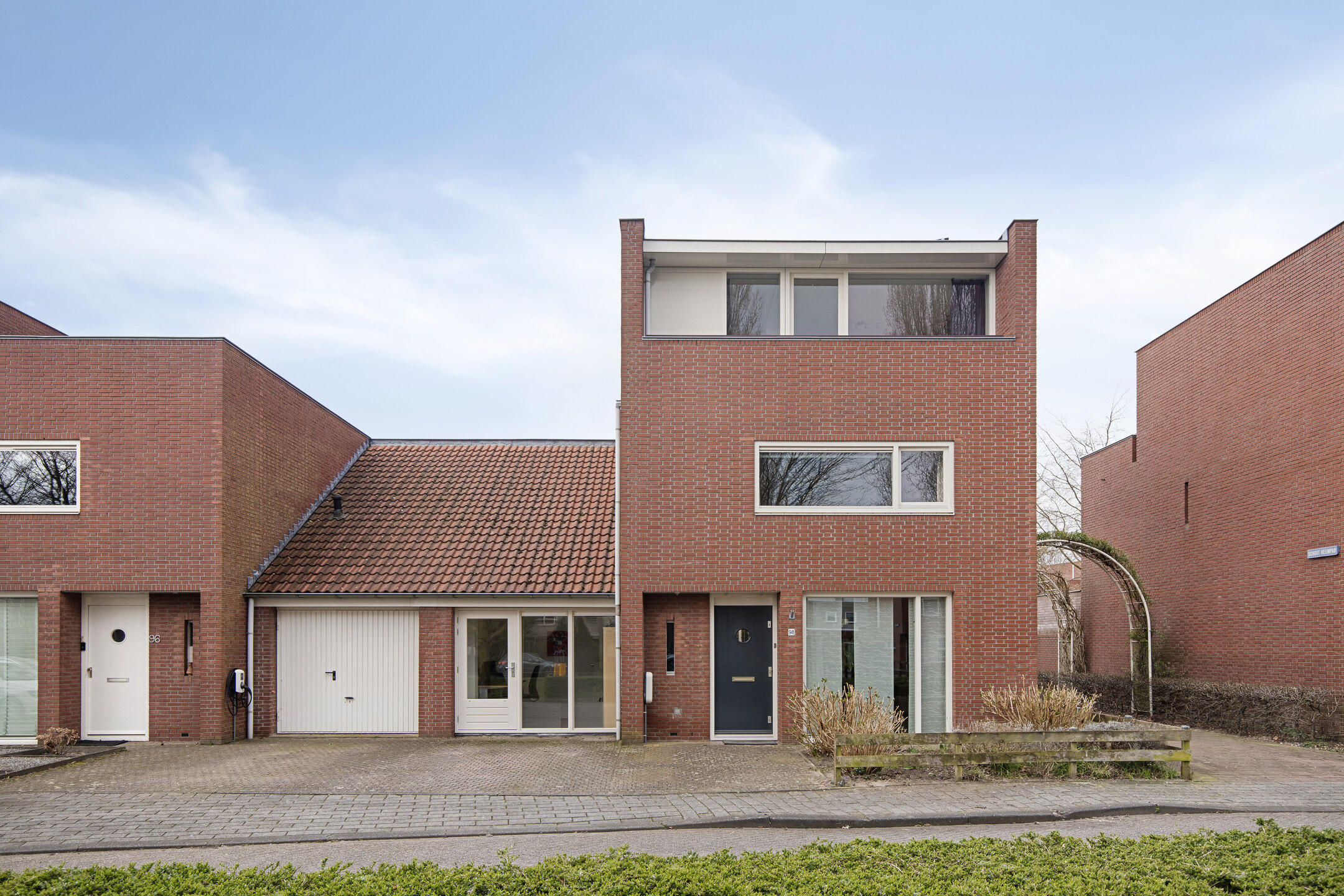 6 Rooms Rooms,1 BathroomBathrooms,Woonhuis,Te Koop,1447