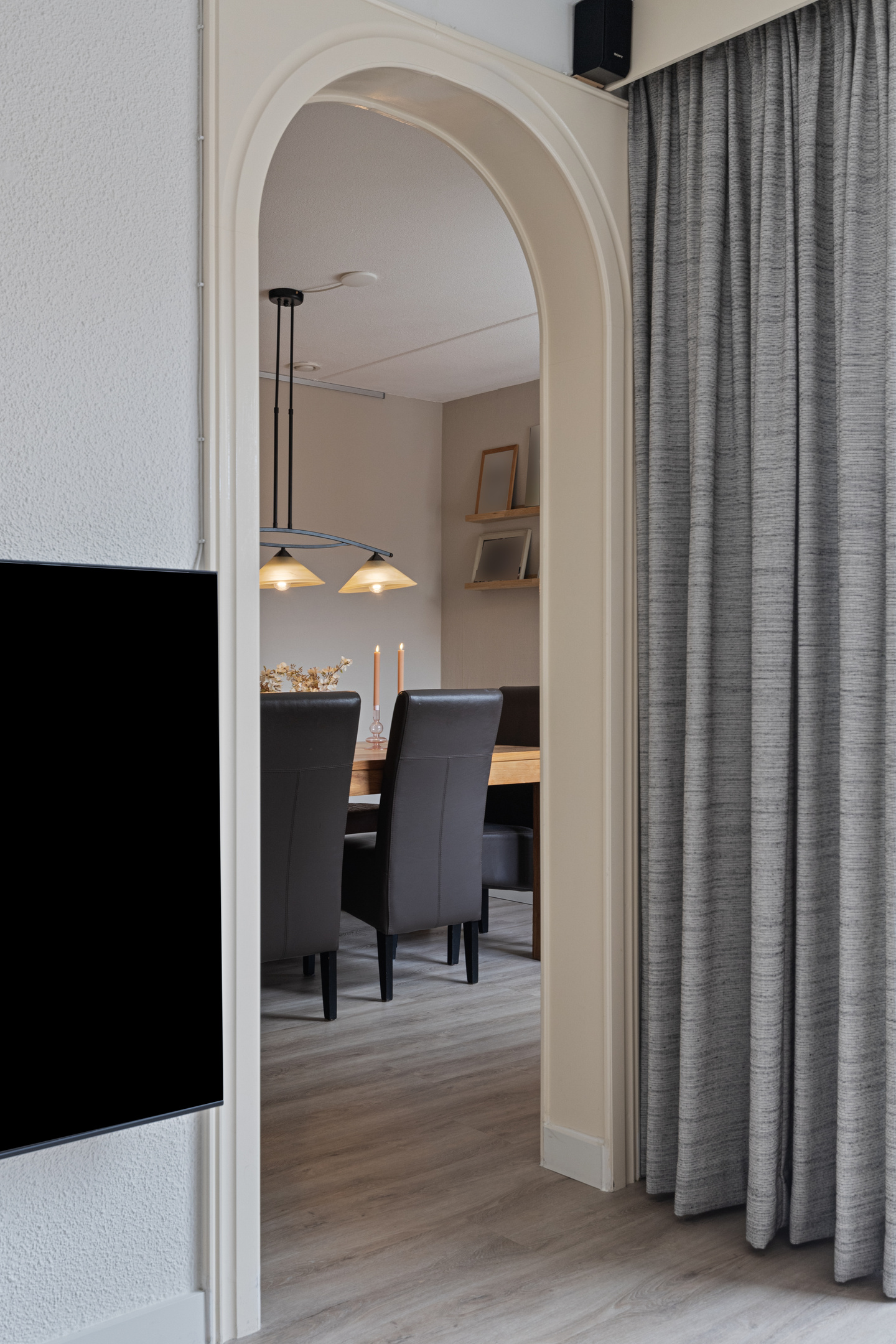 6 Rooms Rooms,1 BathroomBathrooms,Woonhuis,Te Koop,1447