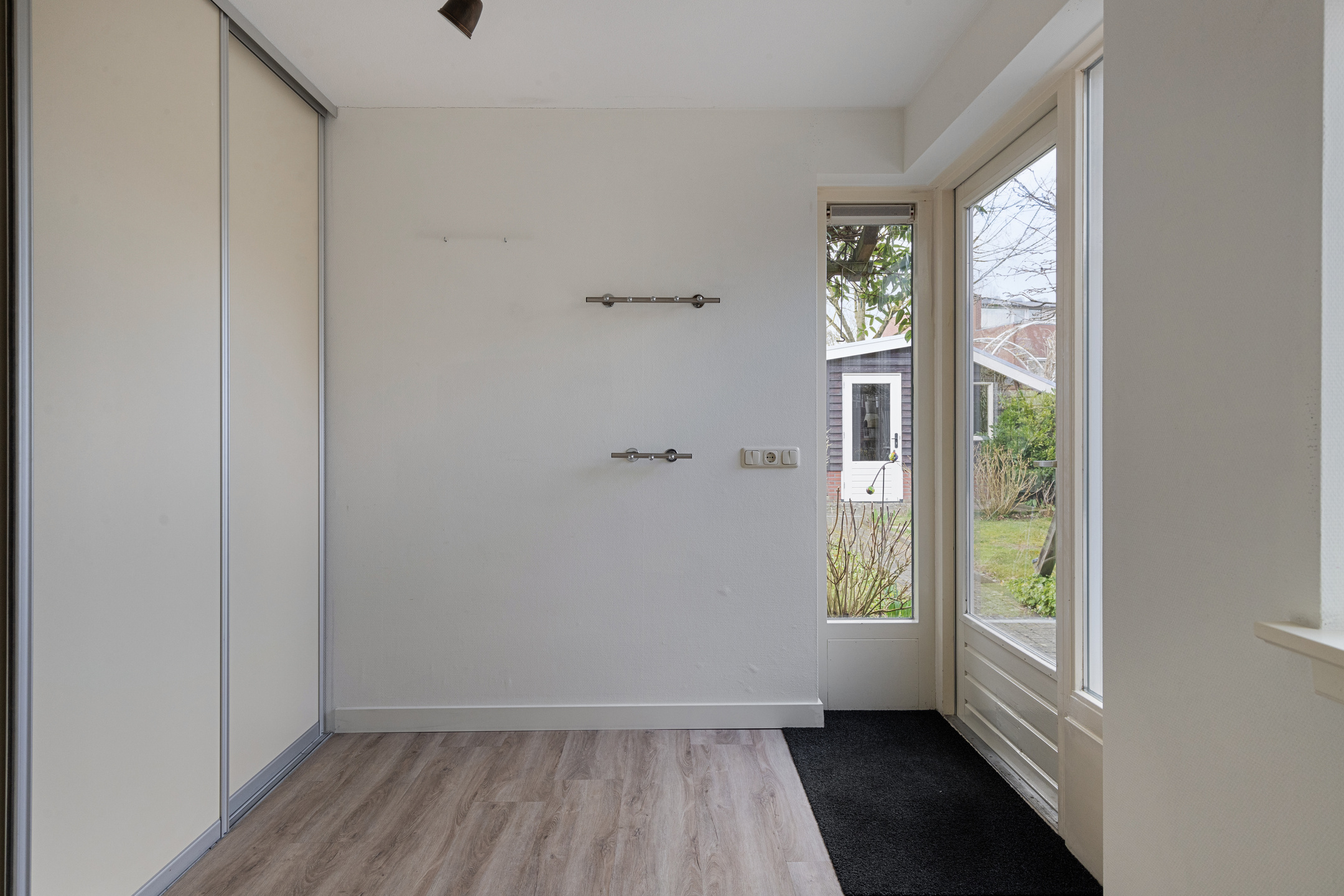6 Rooms Rooms,1 BathroomBathrooms,Woonhuis,Te Koop,1447