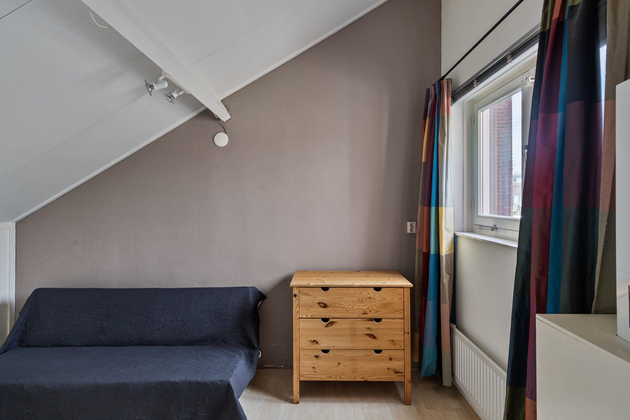 6 Rooms Rooms,1 BathroomBathrooms,Woonhuis,Te Koop,1447