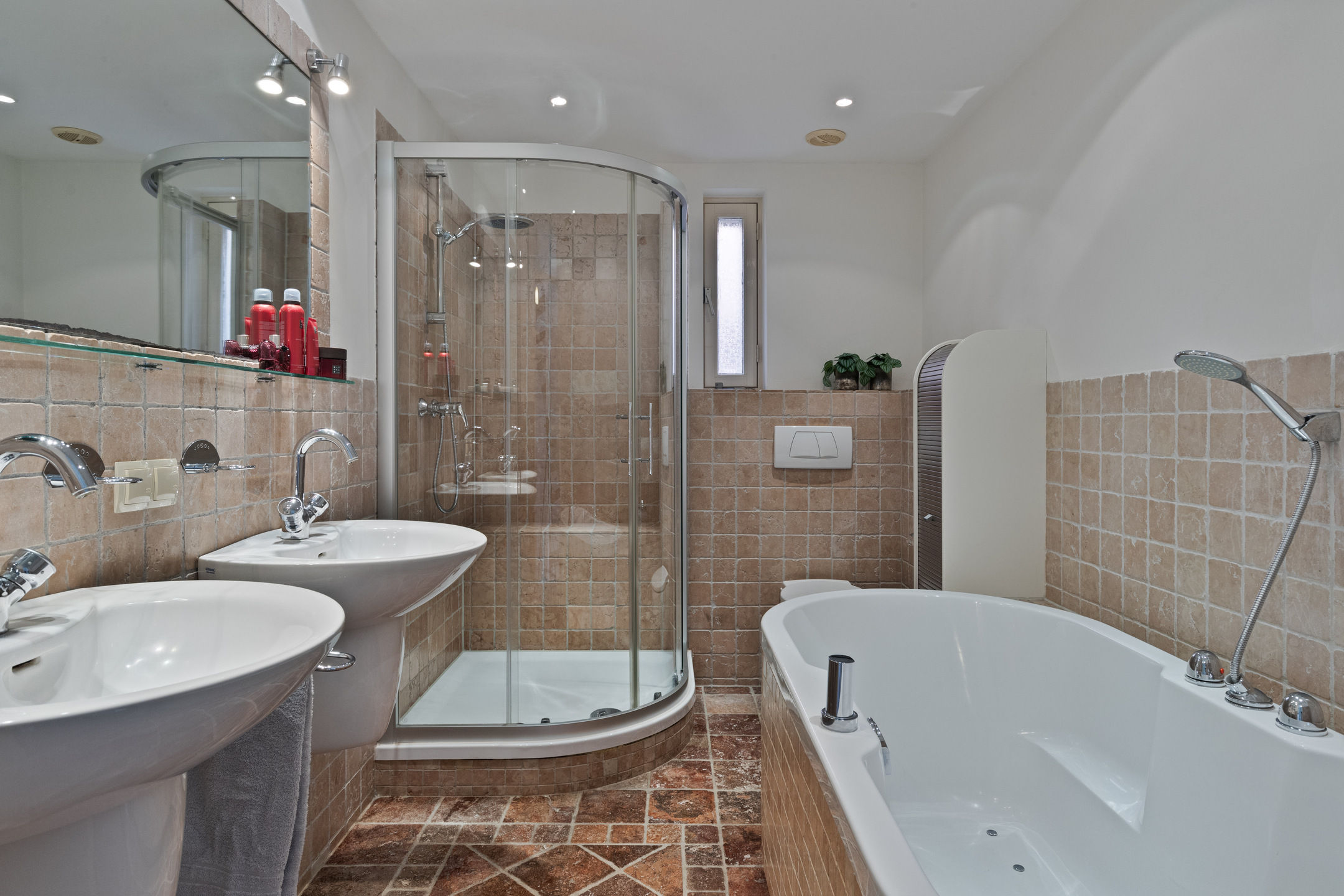 6 Rooms Rooms,1 BathroomBathrooms,Woonhuis,Te Koop,1447