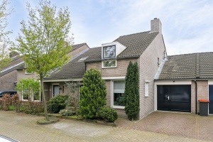 4 Rooms Rooms,1 BathroomBathrooms,Woonhuis,Te Koop,1456