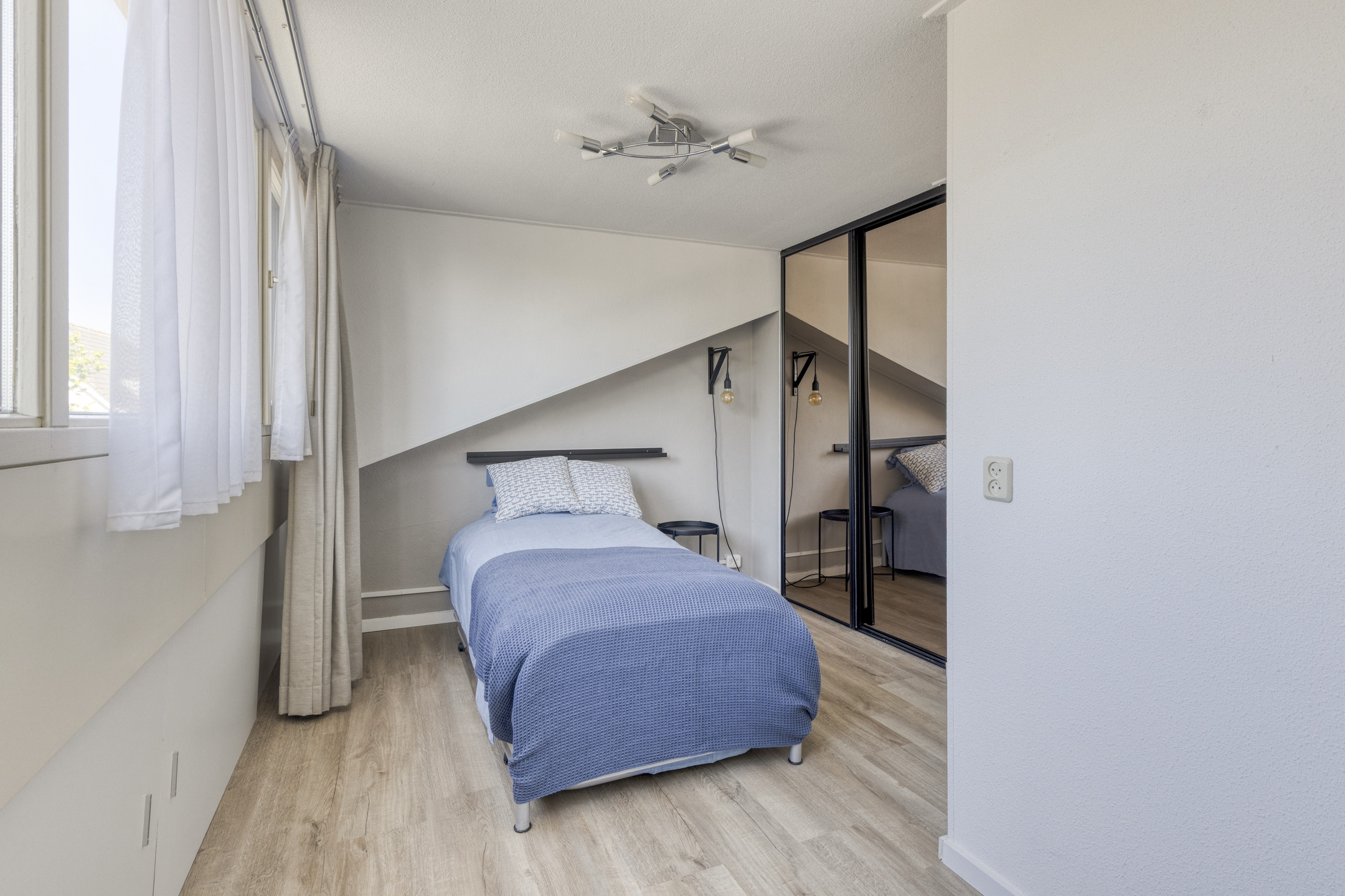 6 Rooms Rooms,1 BathroomBathrooms,Woonhuis,Te Koop,1468