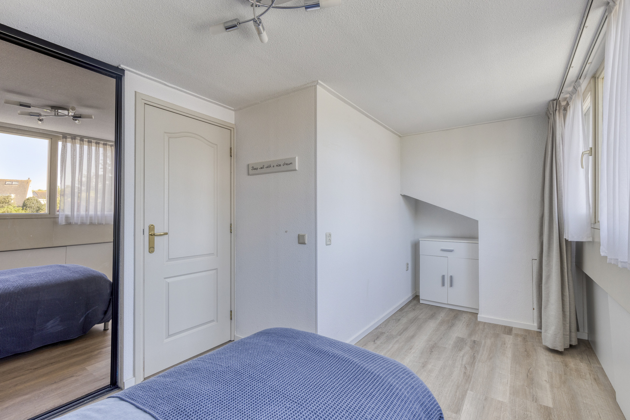 6 Rooms Rooms,1 BathroomBathrooms,Woonhuis,Te Koop,1468