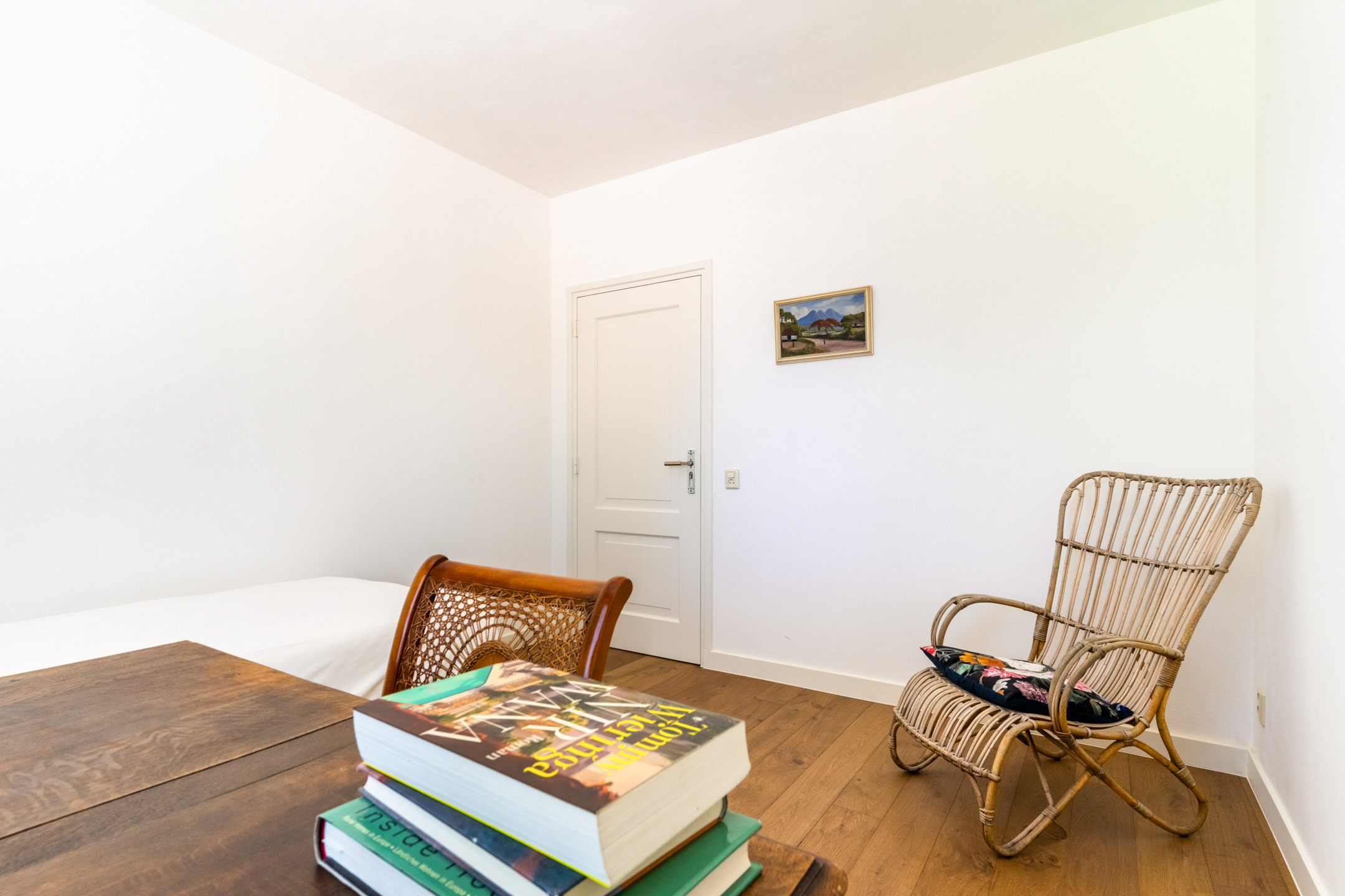 8 Rooms Rooms,1 BathroomBathrooms,Woonhuis,Te Koop,1476