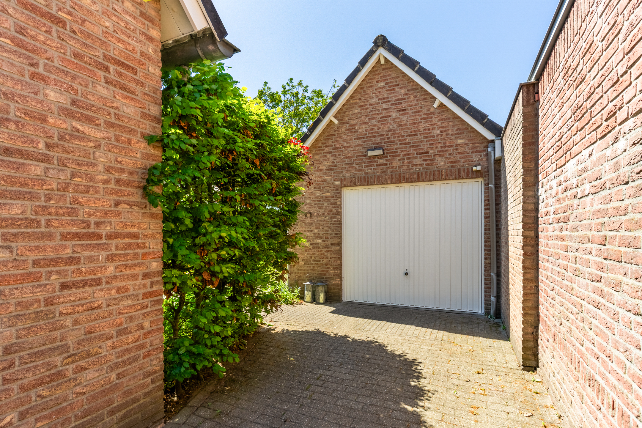 8 Rooms Rooms,1 BathroomBathrooms,Woonhuis,Te Koop,1476