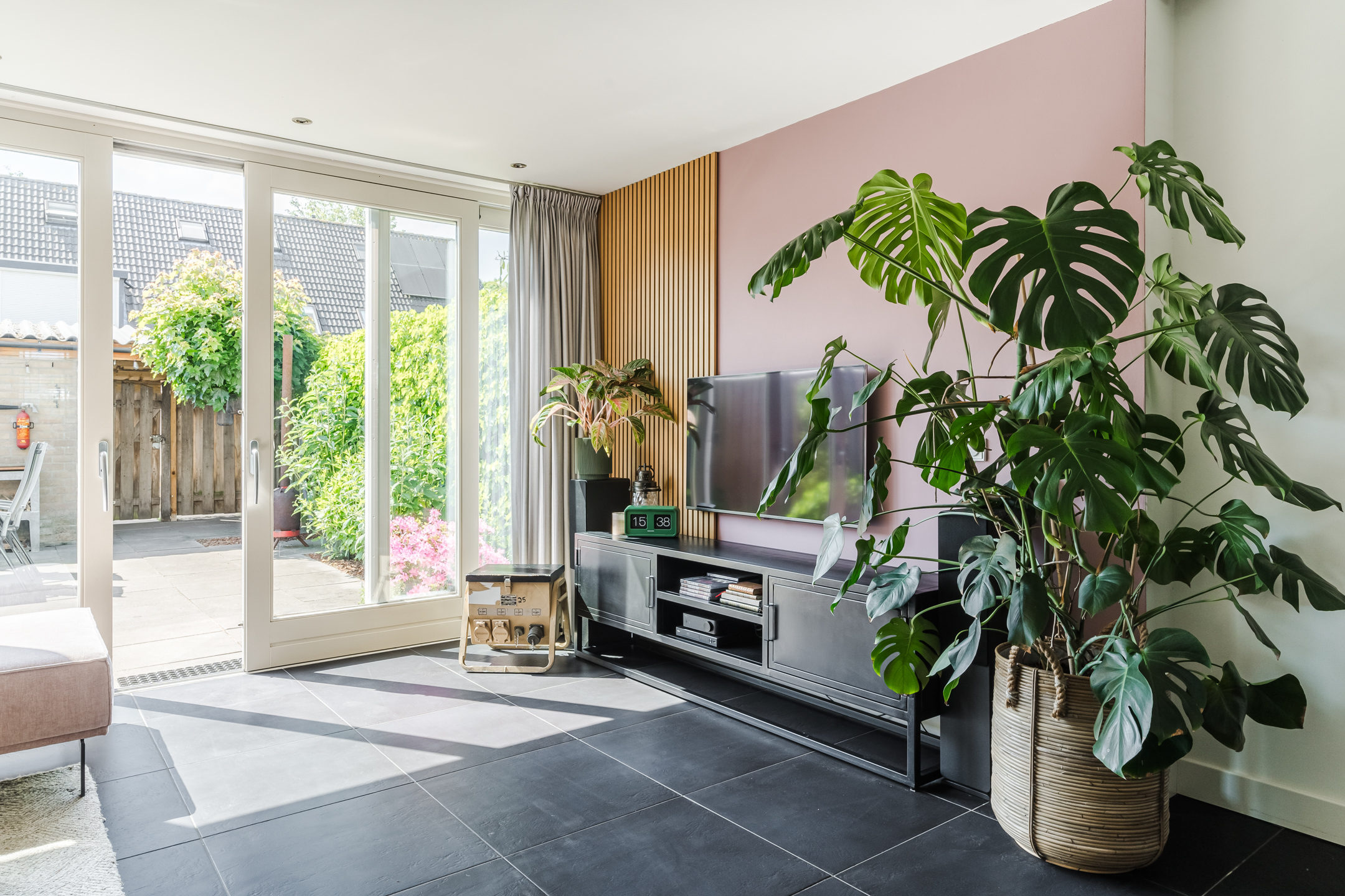 6 Rooms Rooms,1 BathroomBathrooms,Woonhuis,Te Koop,1477