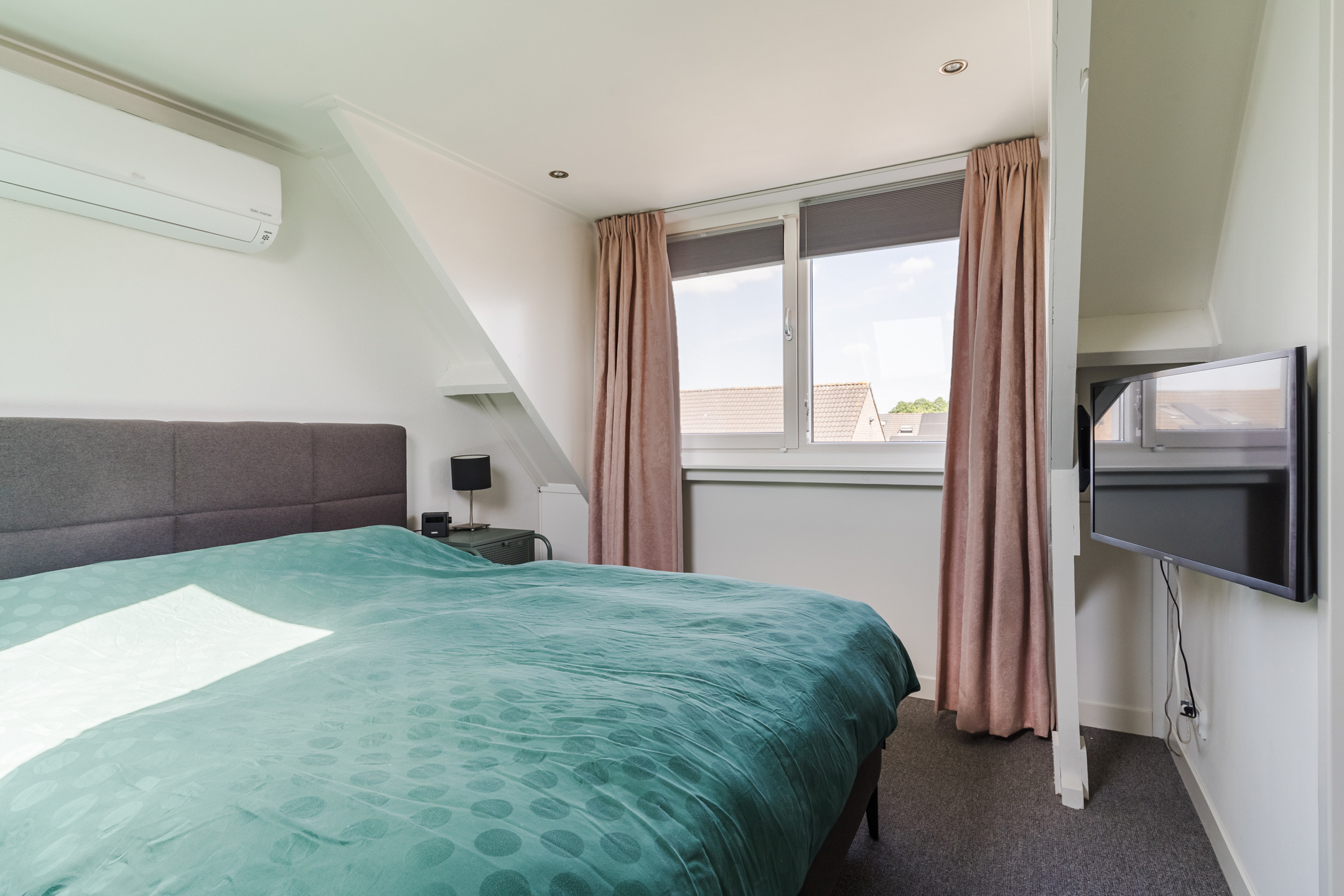 6 Rooms Rooms,1 BathroomBathrooms,Woonhuis,Te Koop,1477