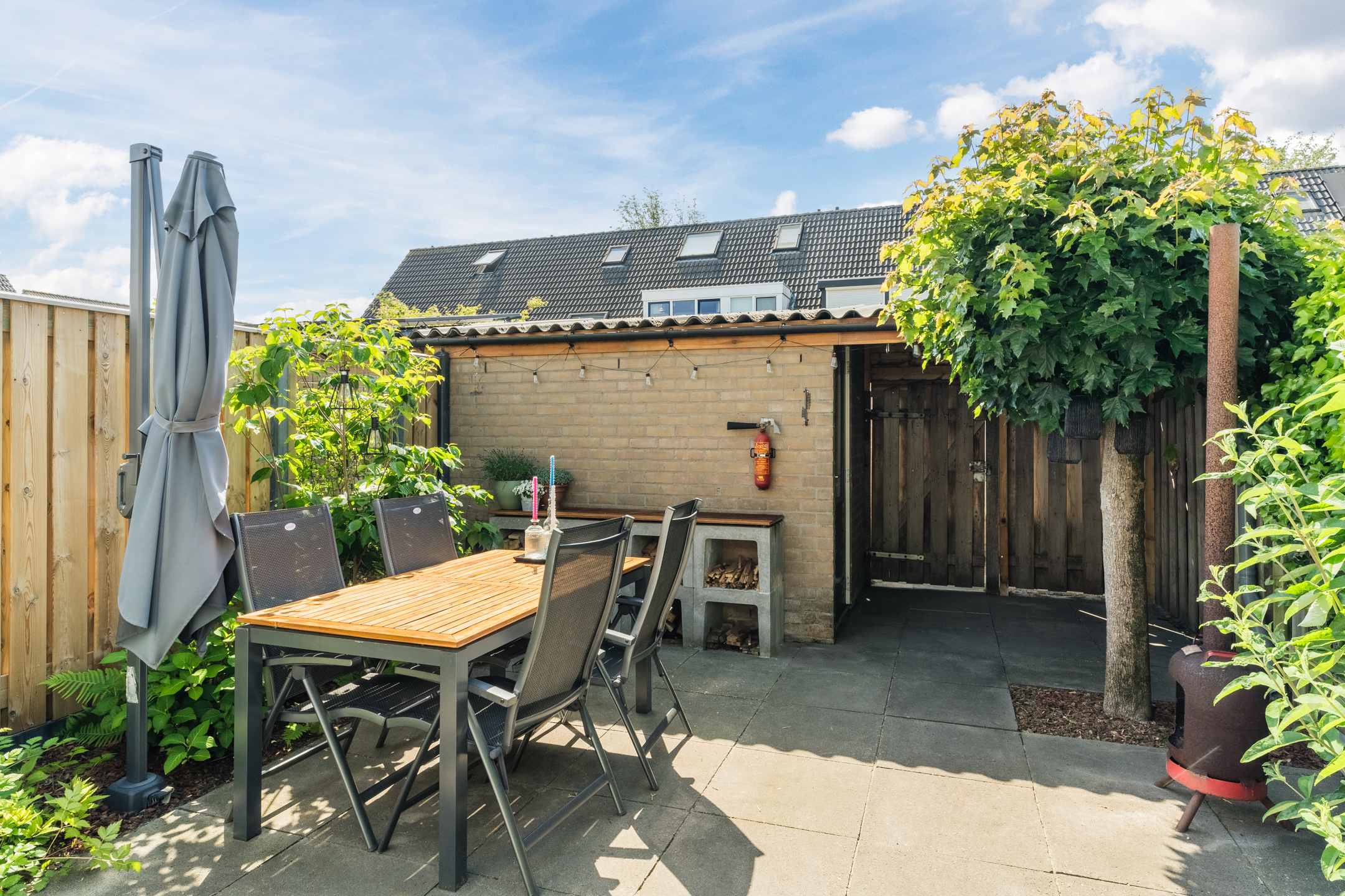 6 Rooms Rooms,1 BathroomBathrooms,Woonhuis,Te Koop,1477