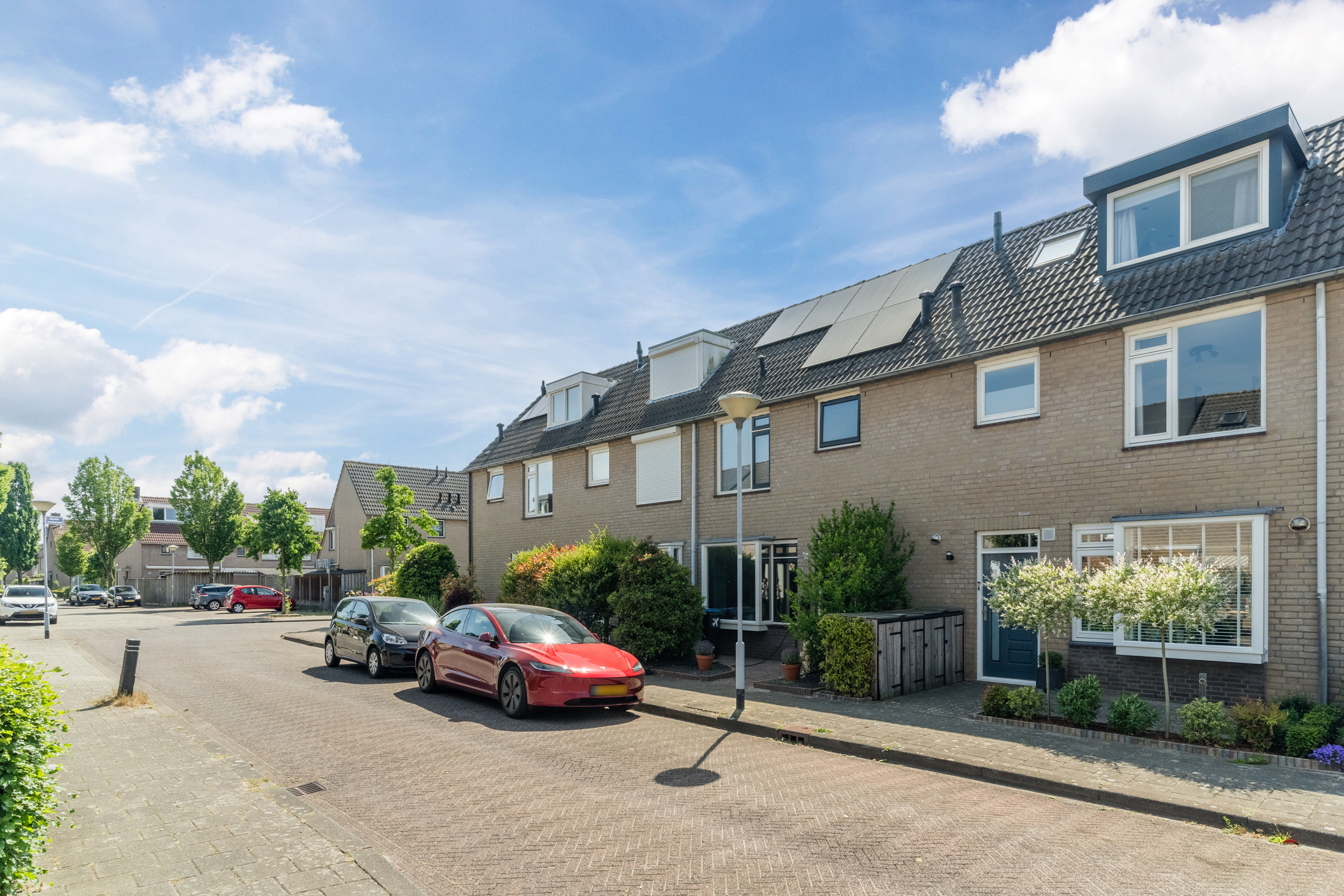 6 Rooms Rooms,1 BathroomBathrooms,Woonhuis,Te Koop,1477
