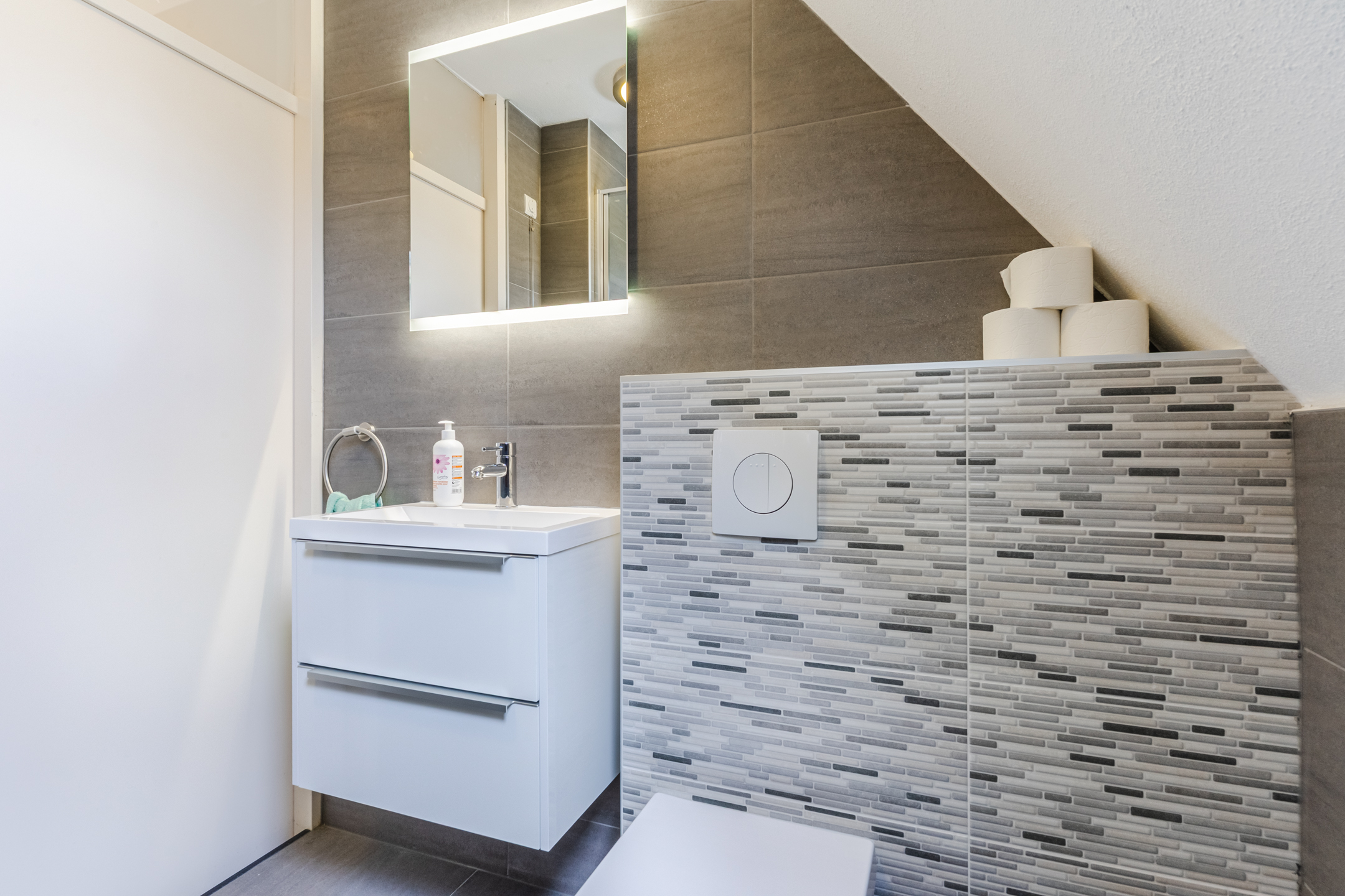 4 Rooms Rooms,1 BathroomBathrooms,Woonhuis,Te Koop,1481