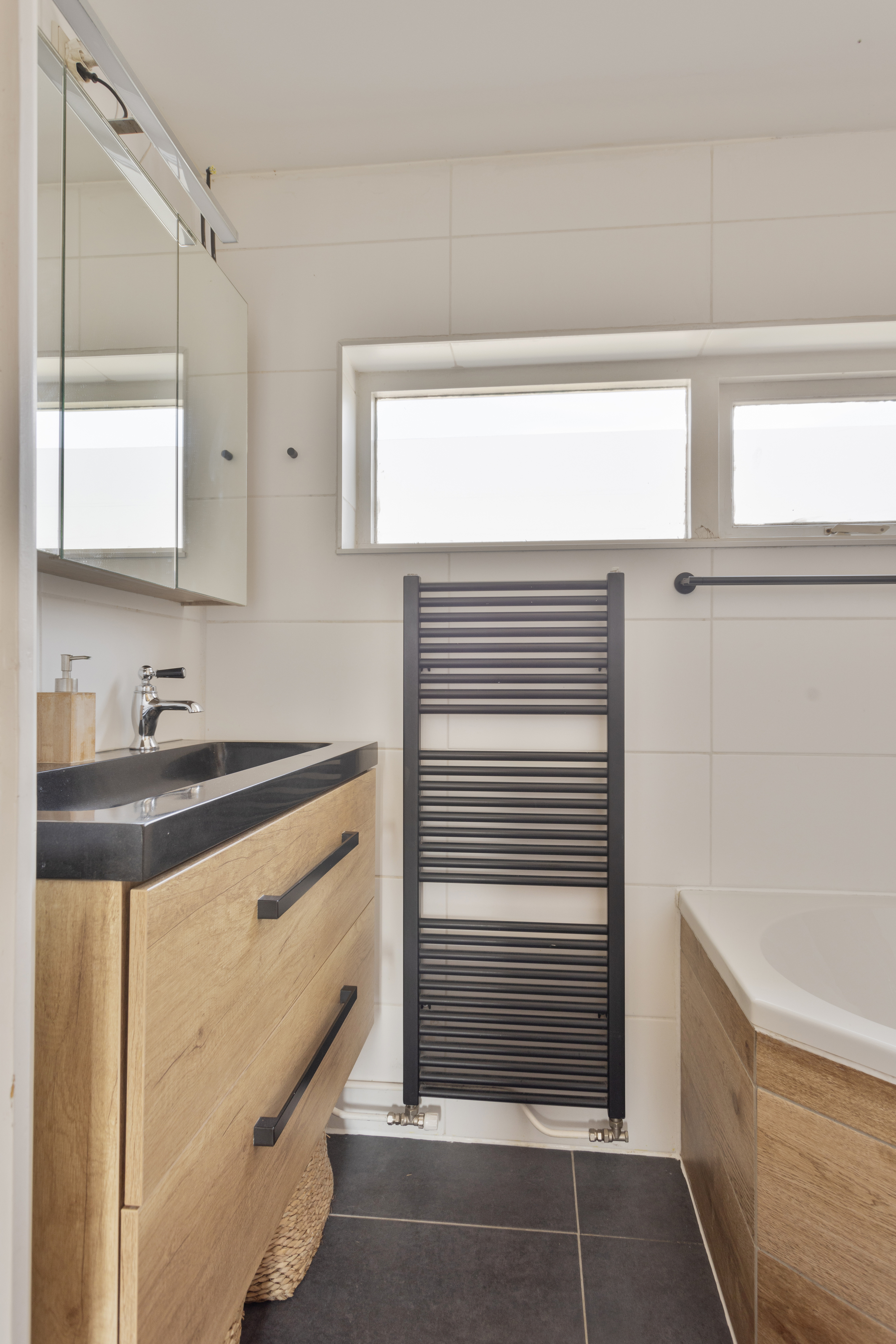 4 Rooms Rooms,1 BathroomBathrooms,Woonhuis,Te Koop,1483