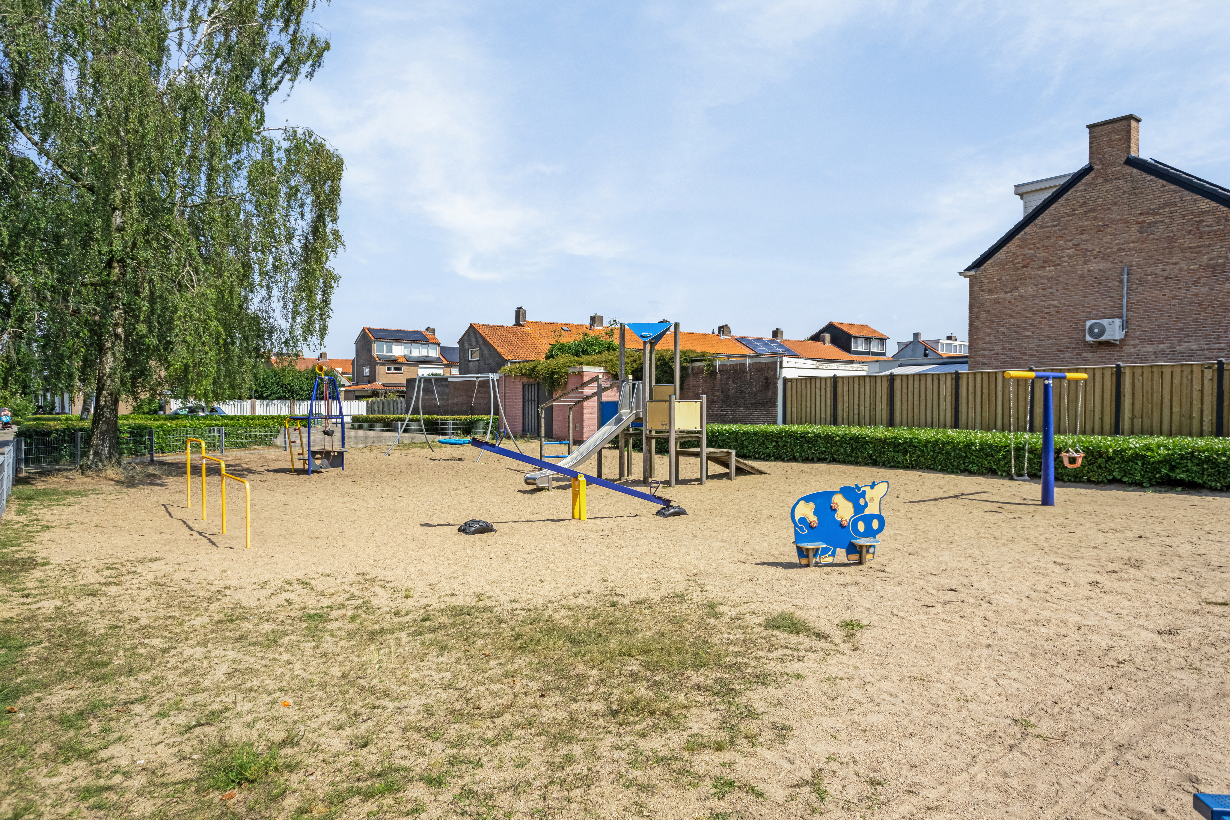 4 Rooms Rooms,1 BathroomBathrooms,Woonhuis,Te Koop,1483