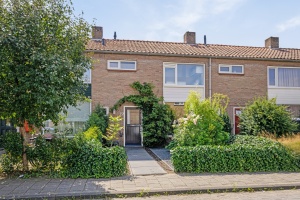 4 Rooms Rooms,1 BathroomBathrooms,Woonhuis,Te Koop,1483